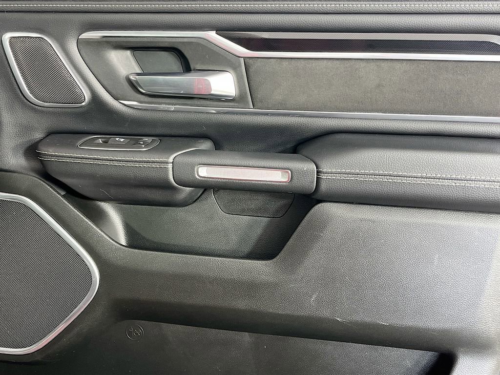 Used 2022 RAM 1500 Laramie AWD/4WD image 37