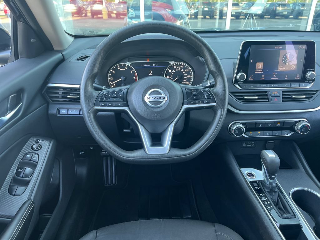 Certified 2022 Nissan Altima 2.5 SV FWD image 17