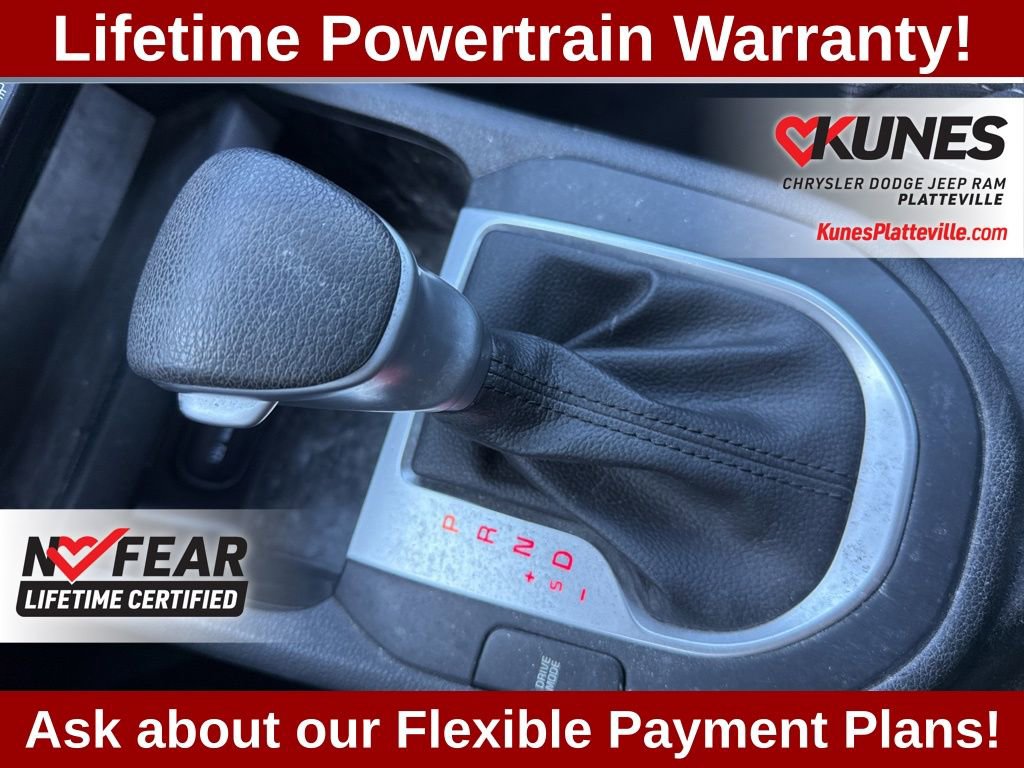 Used 2023 Kia Forte LXS w/ LXS Technology Package FWD image 17