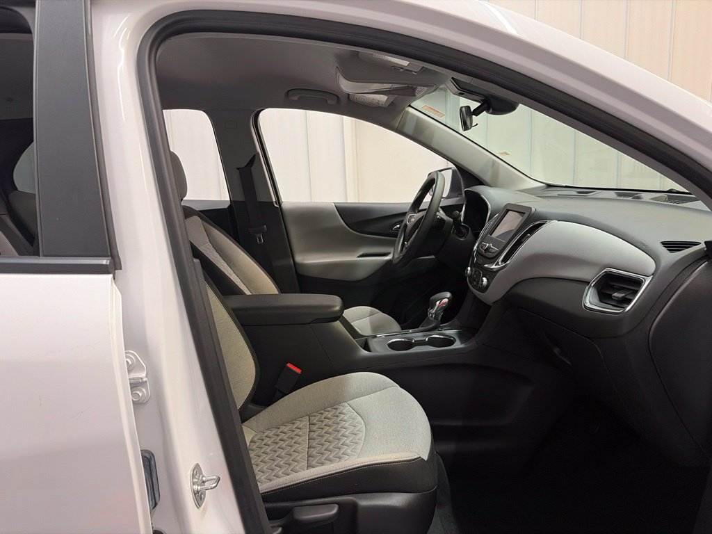Used 2024 Chevrolet Equinox LS w/ LPO, Floor Liner Package FWD image 23