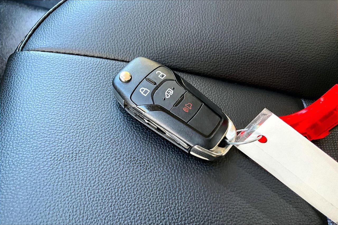 Used 2025 Ford Transit 150 Low Roof w/ Load Area Protection Package image 34