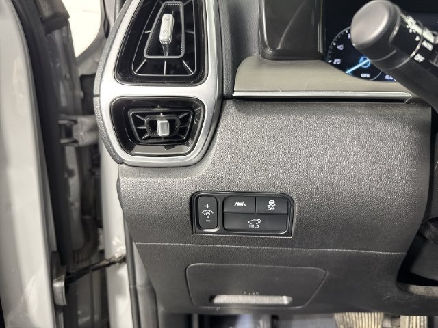 Used 2023 Kia Sorento SX FWD image 14