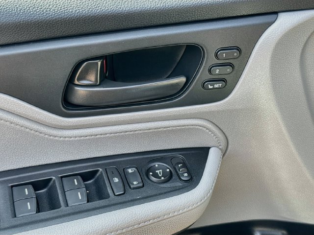 Certified 2024 Honda Odyssey EX-L image 15