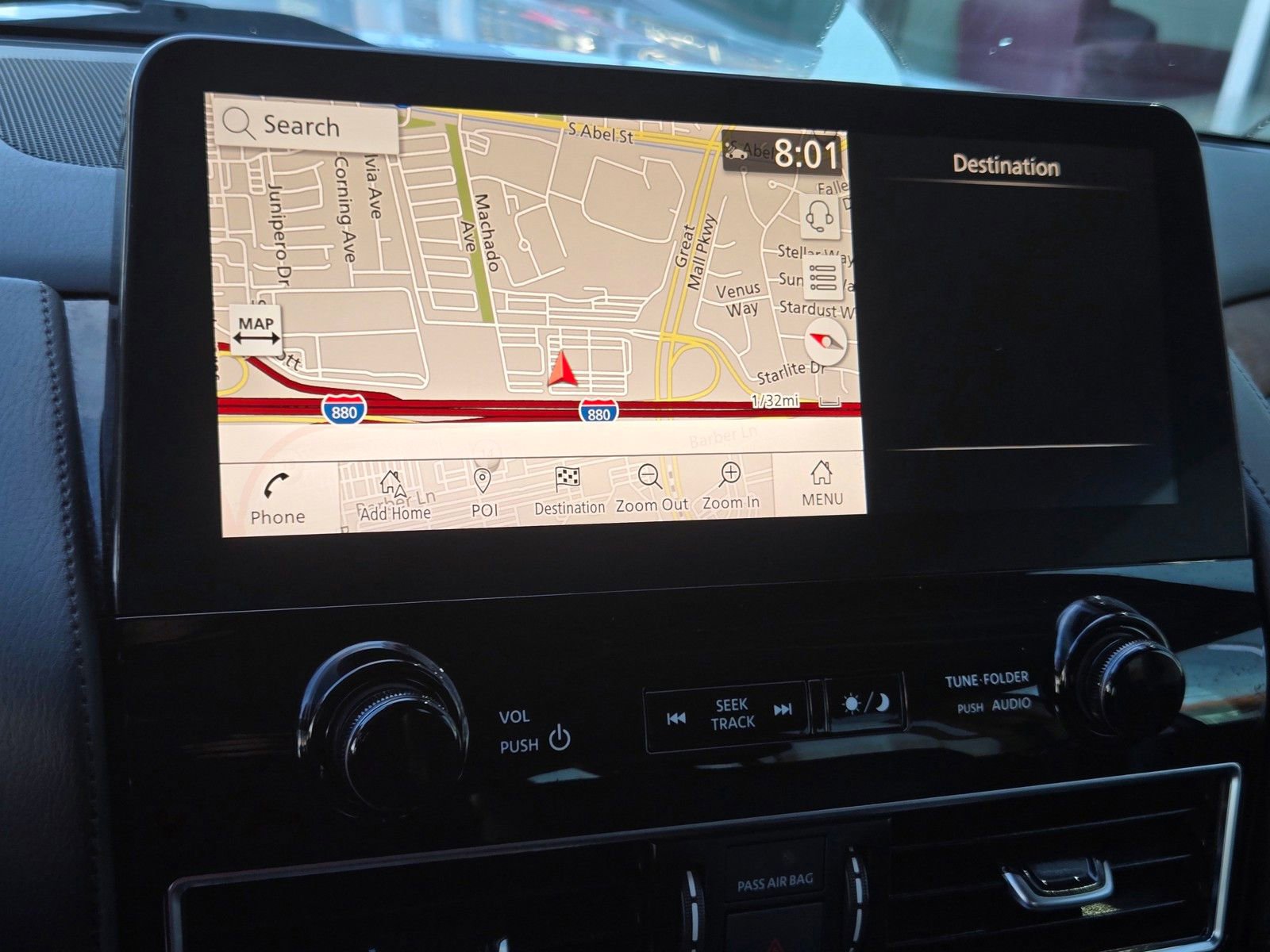 Used 2023 Nissan Armada SL w/ Captain's Chairs Package image 15