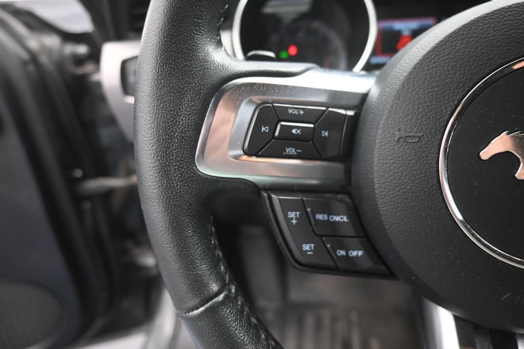 Used 2019 Ford Mustang Coupe w/ Equipment Group 101A RWD image 7