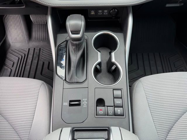 Used 2023 Toyota Highlander LE image 20