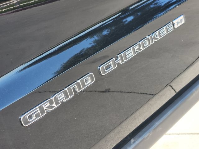 Used 2022 Jeep Grand Cherokee Laredo E w/ Security & Convenience Group AWD/4WD image 14