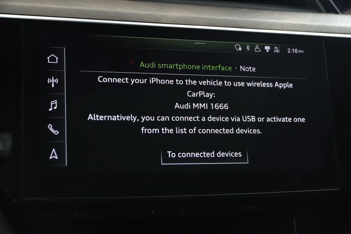 Used 2020 Audi e-tron Premium Plus AWD/4WD image 10
