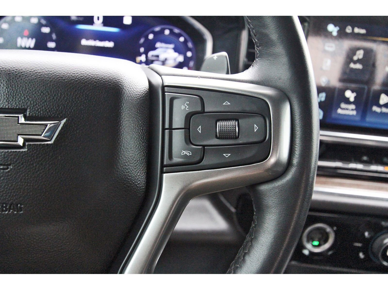 Used 2023 Chevrolet Silverado 1500 LT Trail Boss AWD/4WD image 23