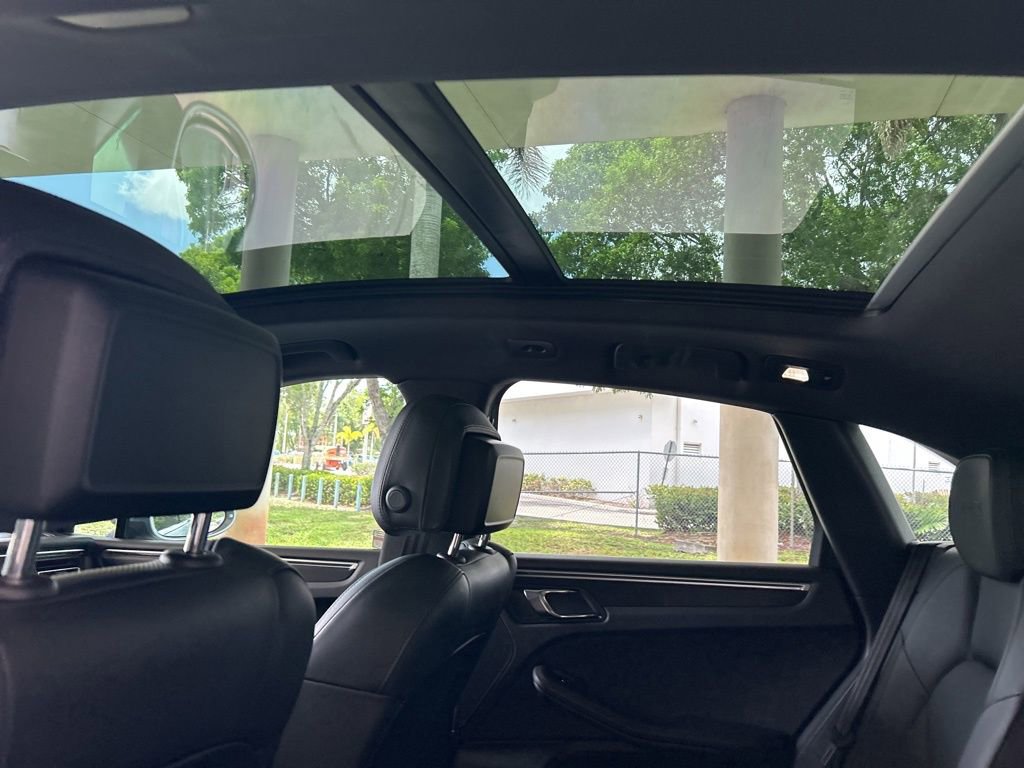 Used 2021 Porsche Macan GTS w/ Premium Package Plus (PF9) image 19