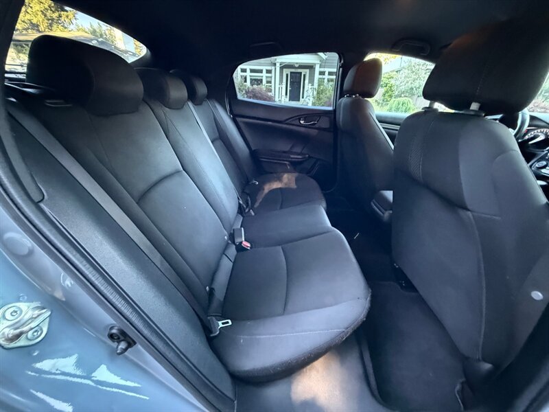 Used 2017 Honda Civic Sport image 11