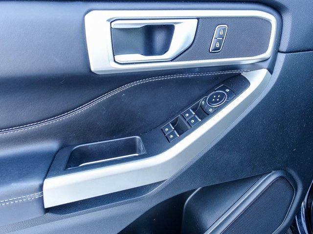 Used 2023 Ford Explorer XLT w/ Equipment Group 202A image 21