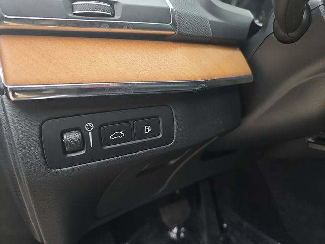 Used 2022 Volvo XC90 T8 Inscription Expression image 30