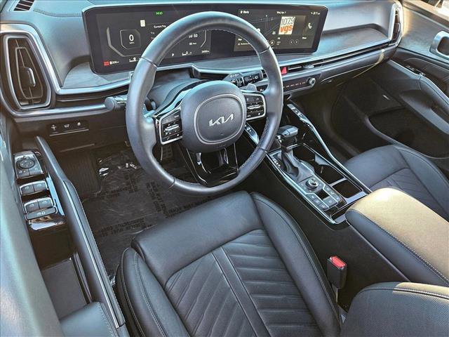 Used 2024 Kia Sorento SX Prestige image 10
