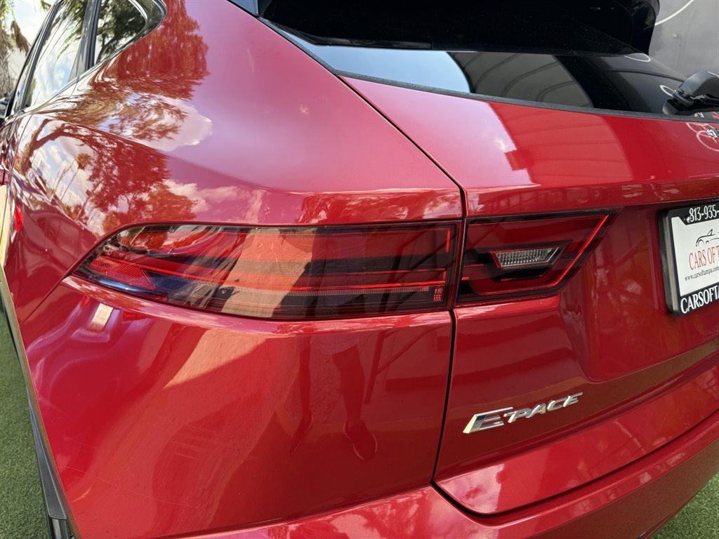 Used 2018 Jaguar E-PACE R-Dynamic SE AWD/4WD image 10