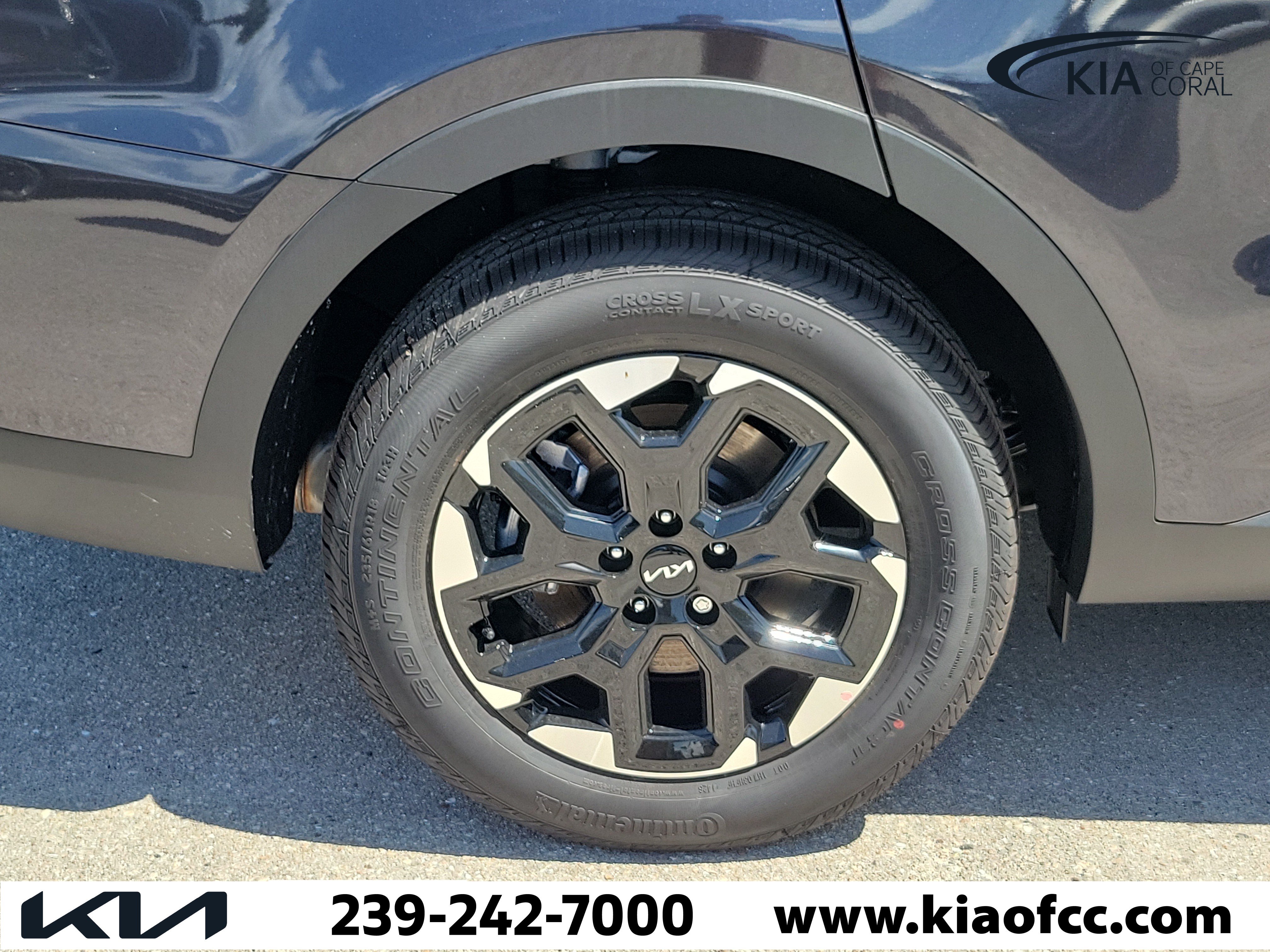 New 2026 Kia Sorento S w/ S Panoramic Sunroof Package FWD image 9