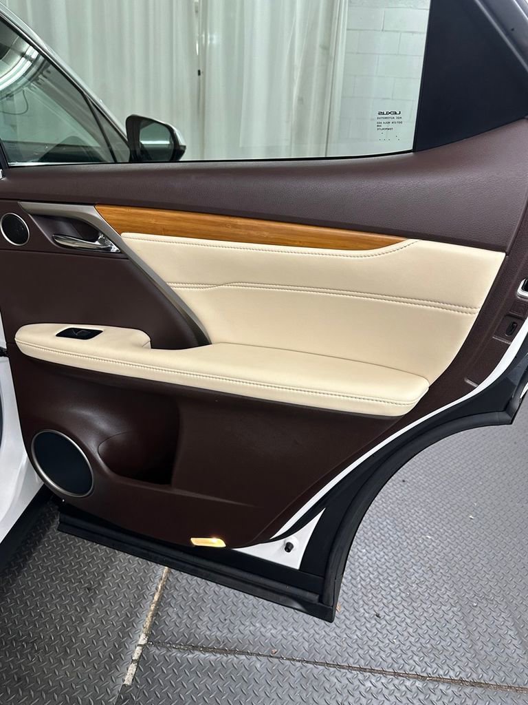 Used 2018 Lexus RX 350 AWD w/ Premium Package image 28