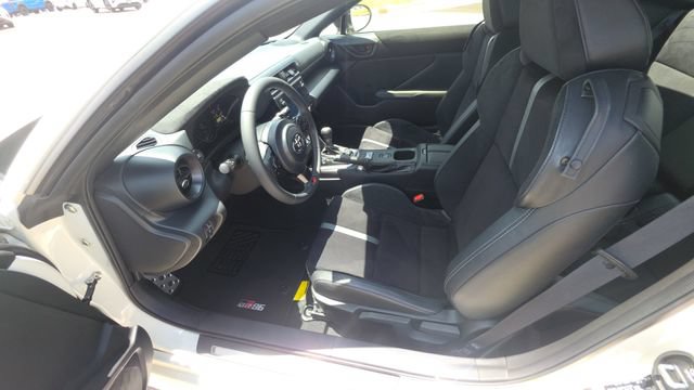 Used 2025 Toyota GR86 Premium RWD image 14