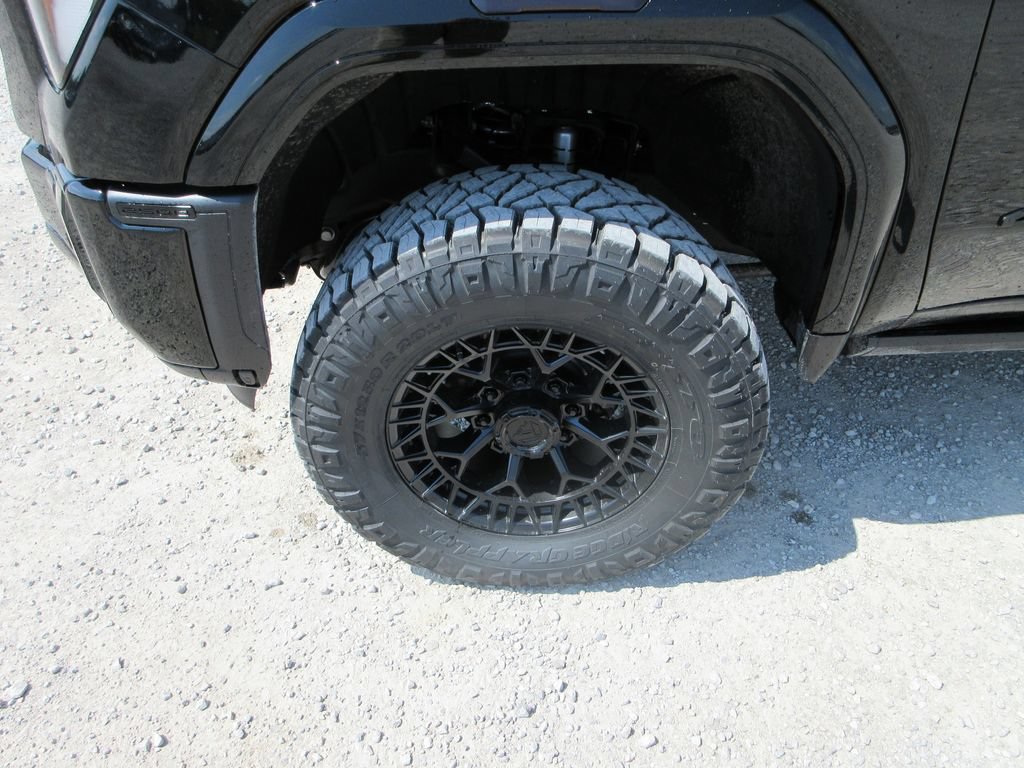 New 2026 GMC Sierra 2500 AT4 w/ AT4 Premium Plus Package AWD/4WD image 13