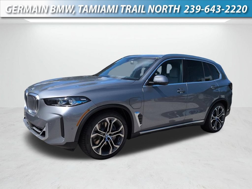 New 2026 BMW X5 xDrive50e w/ Premium Package AWD/4WD image 1