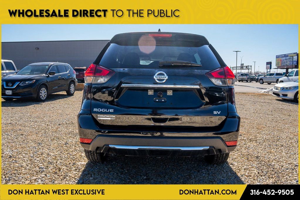 Used 2017 Nissan Rogue SV w/ SV Premium Package image 31