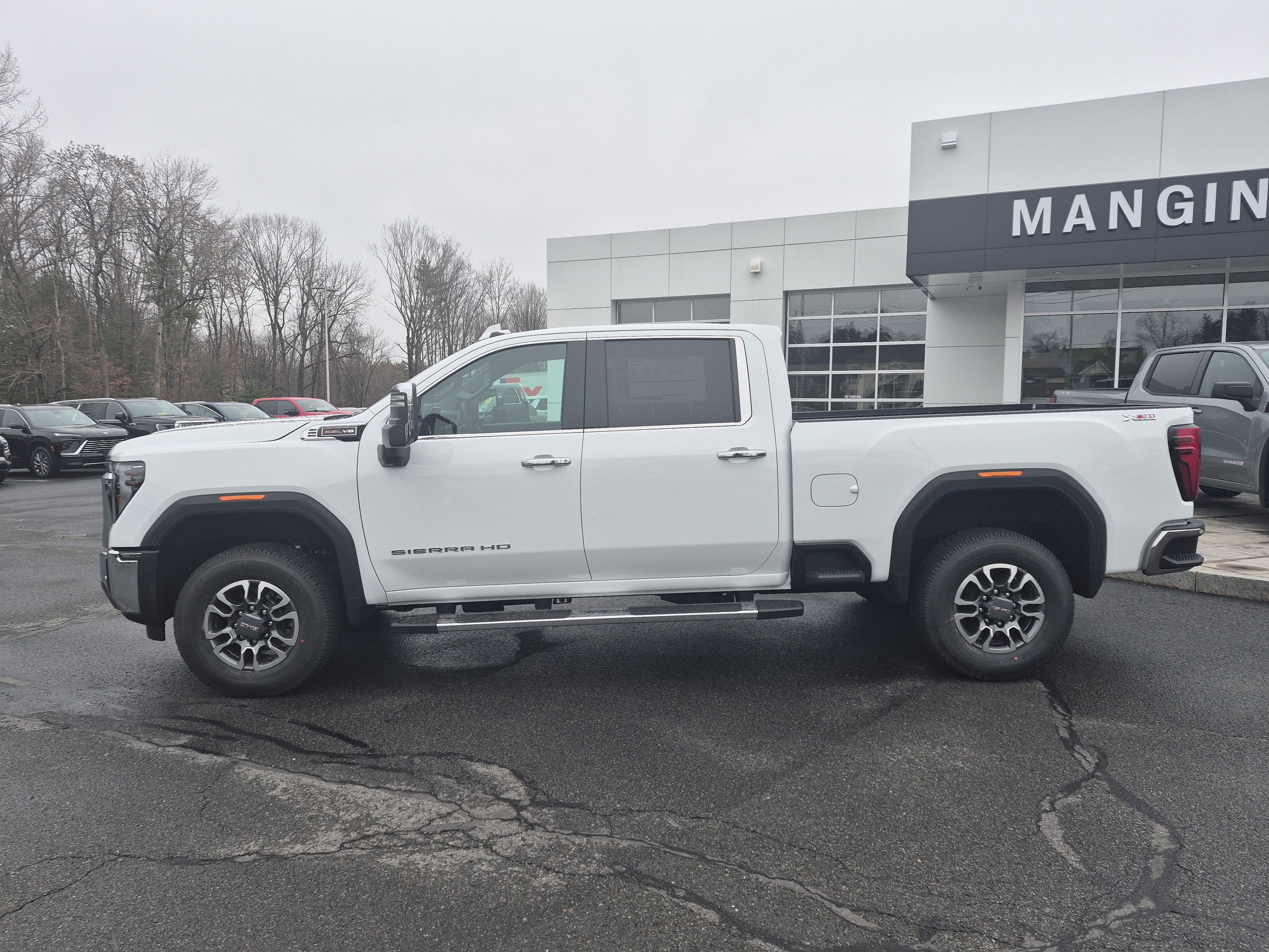 New 2026 GMC Sierra 2500 SLT w/ SLT Premium Package AWD/4WD image 2
