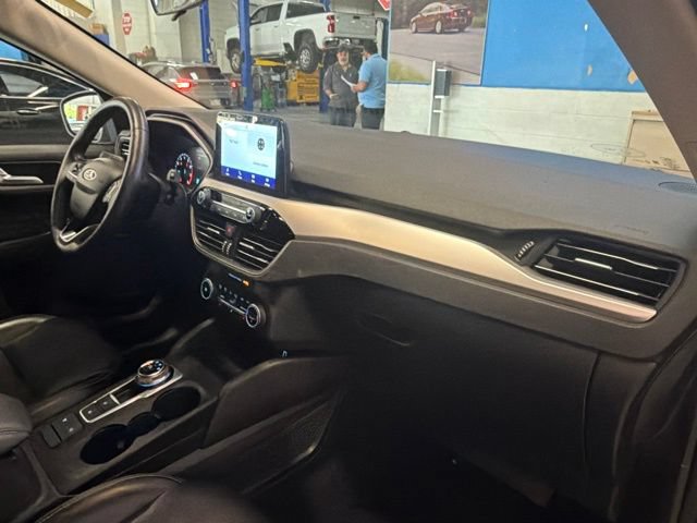 Used 2020 Ford Escape SEL FWD image 27
