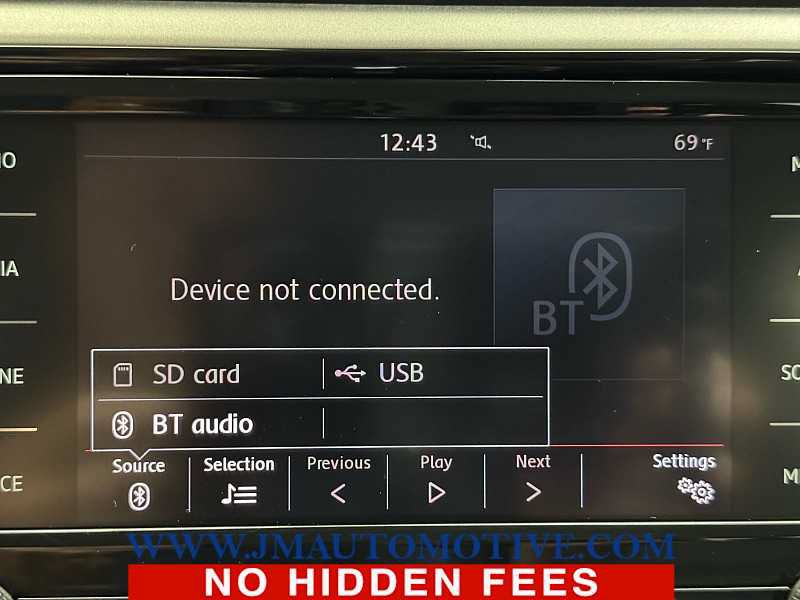 Used 2020 Volkswagen Passat 2.0T SE FWD image 22