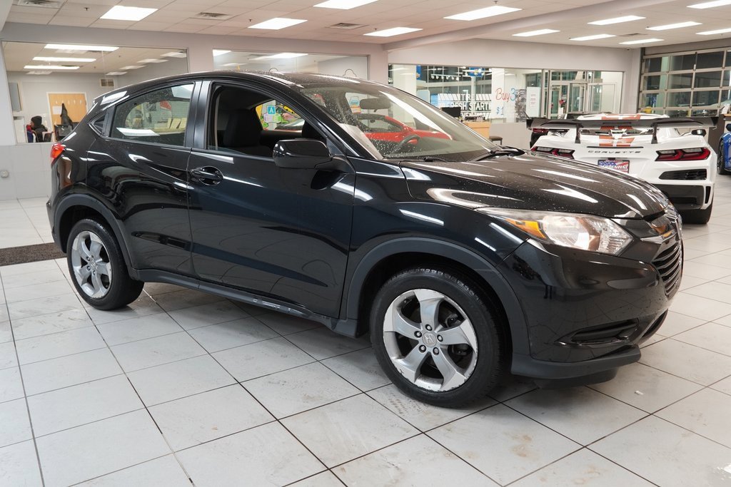 Used 2017 Honda HR-V LX image 13