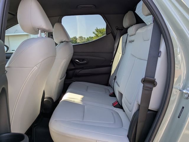 Used 2025 Hyundai Santa Cruz SEL image 10