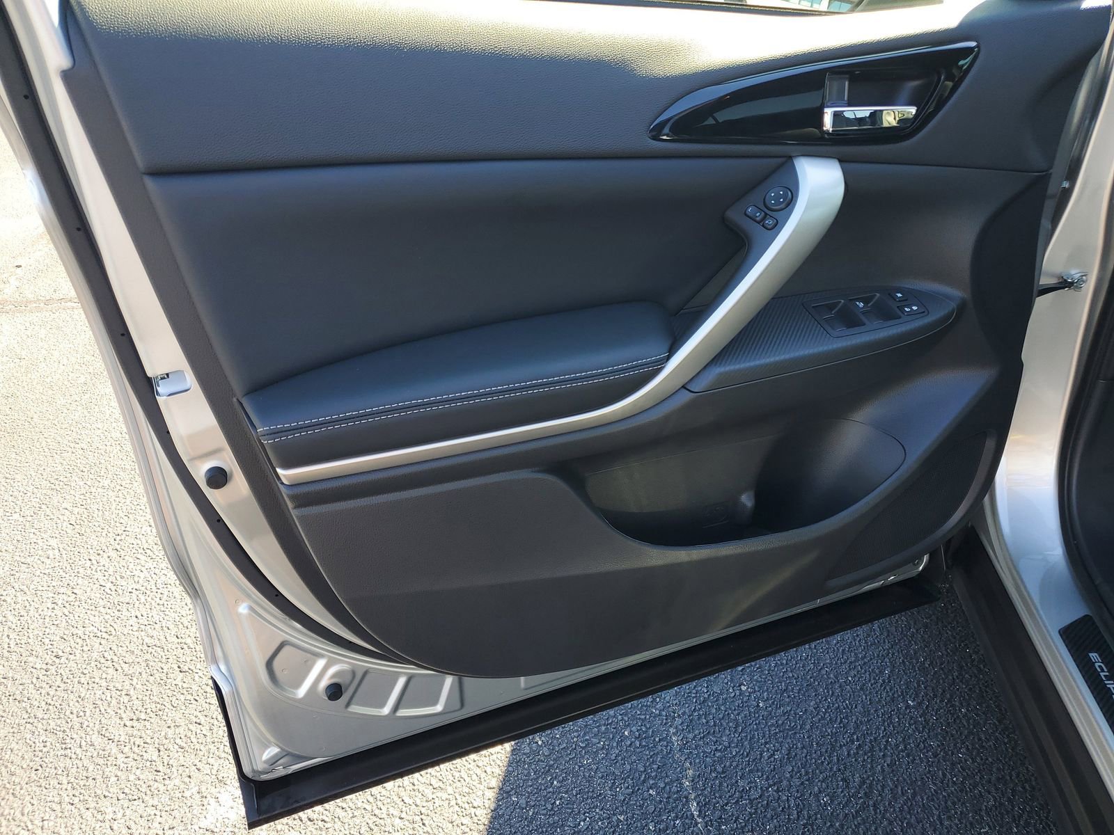 New 2026 Mitsubishi Eclipse Cross SE image 8