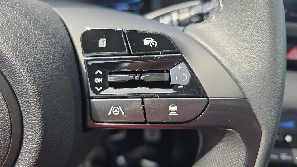 New 2026 Hyundai Elantra SEL Sport Premium FWD image 13
