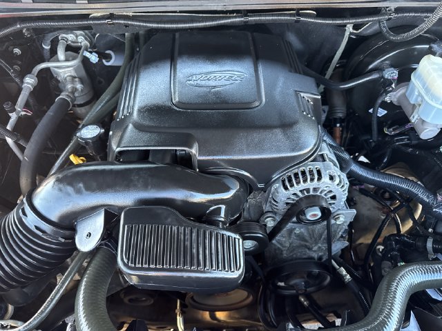 Used 2013 Chevrolet Silverado 1500 LTZ w/ LTZ Plus Package AWD/4WD image 21