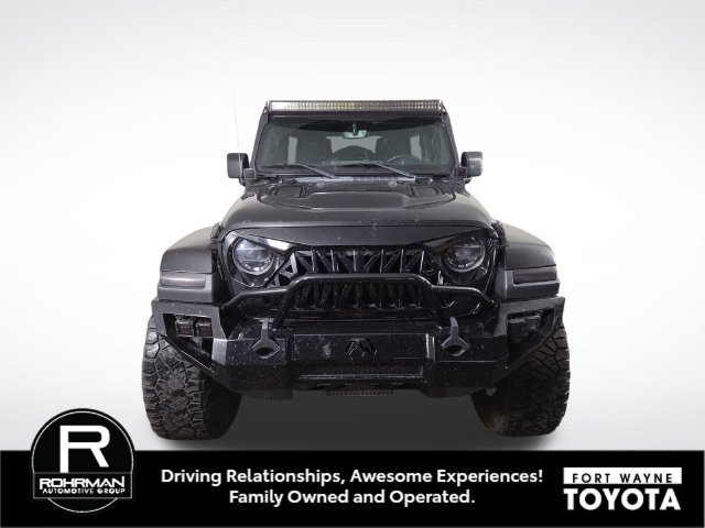 Used 2019 Jeep Wrangler Unlimited Sahara w/ Quick Order Package 24M Moab AWD/4WD image 3