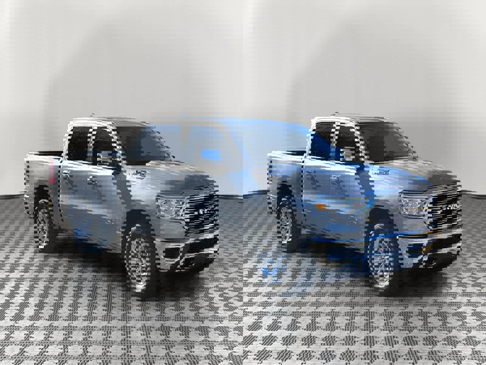 Used 2024 RAM 1500 Laramie image 1