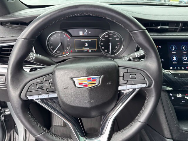Used 2024 Cadillac XT6 Premium Luxury AWD/4WD image 33