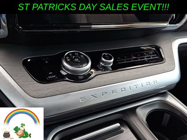 Used 2025 Ford Expedition Max Platinum w/ Driver's Package image 22