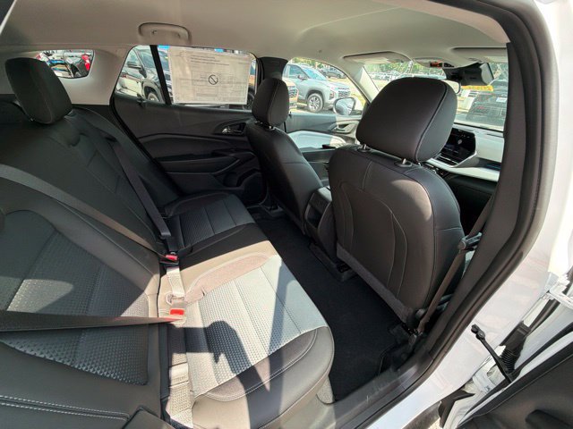 New 2026 Chevrolet Trax LT FWD image 29