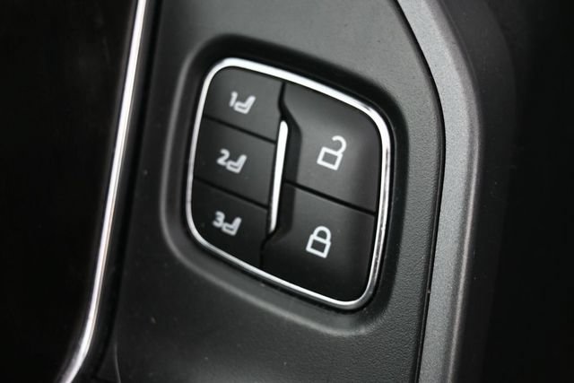 Used 2021 Ford F150 Lariat AWD/4WD image 17