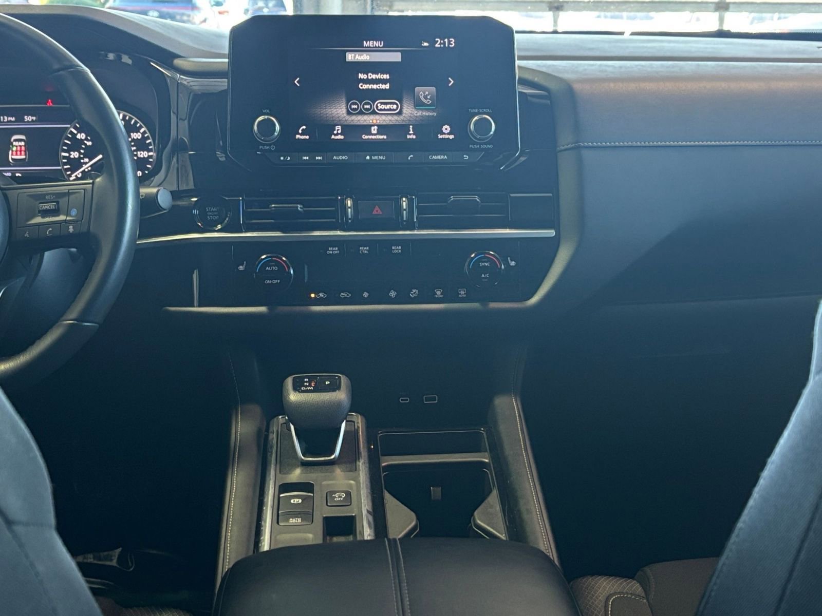 Used 2025 Nissan Pathfinder SV image 23