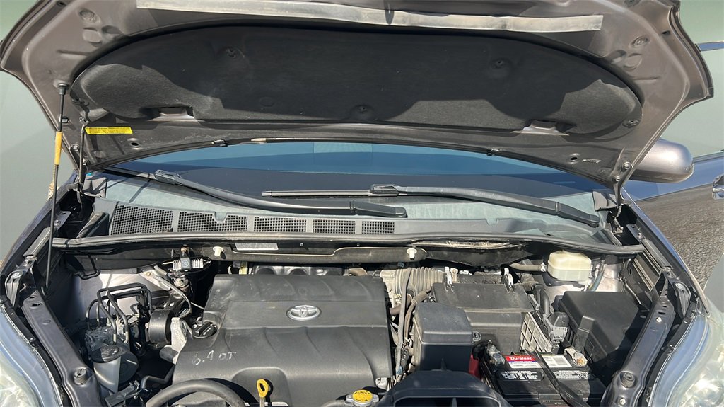 Used 2012 Toyota Sienna XLE w/ Entertainment Pkg image 26