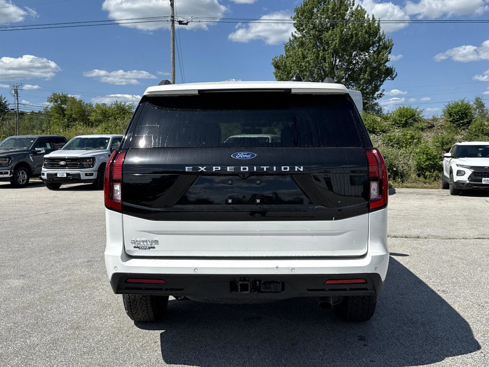 New 2025 Ford Expedition Active image 6