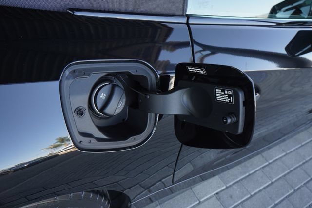Used 2023 BMW Z4 M40i w/ Premium Package RWD image 22