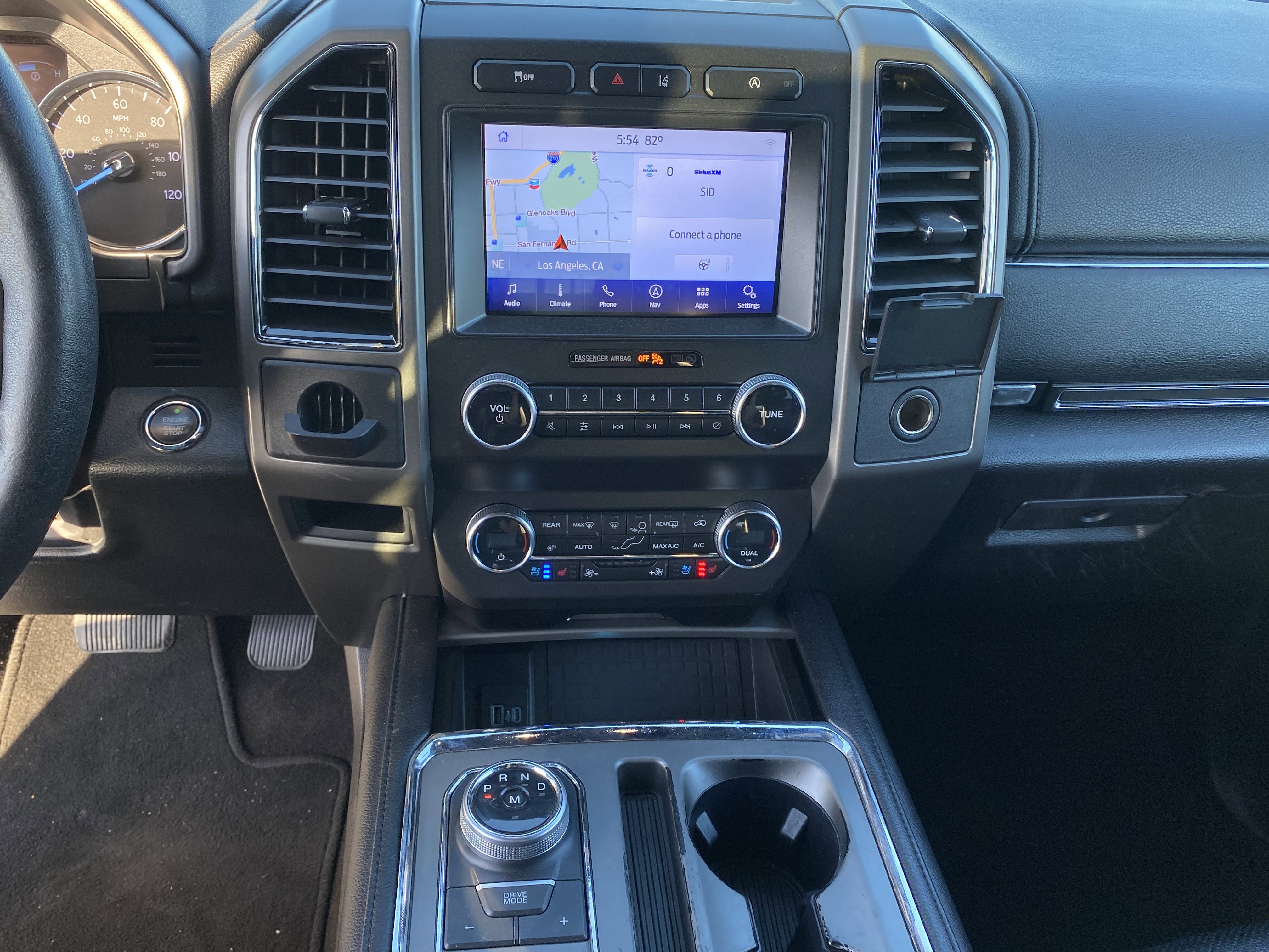 Used 2020 Ford Expedition XLT w/ Equipment Group 202A image 14