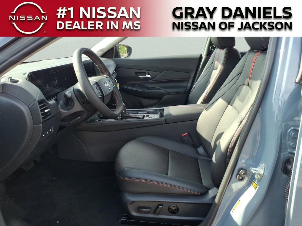 New 2026 Nissan Sentra SR w/ SR Premium Package FWD image 22