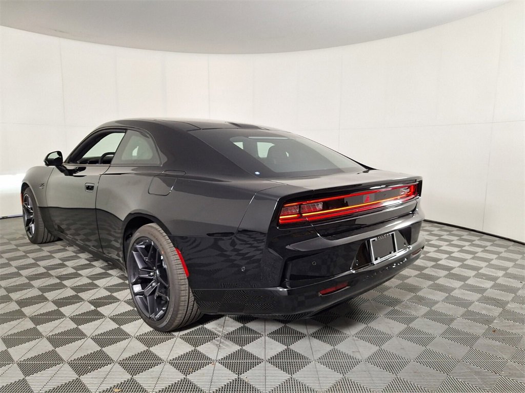 New 2024 Dodge Charger R/T w/ Plus Group image 6