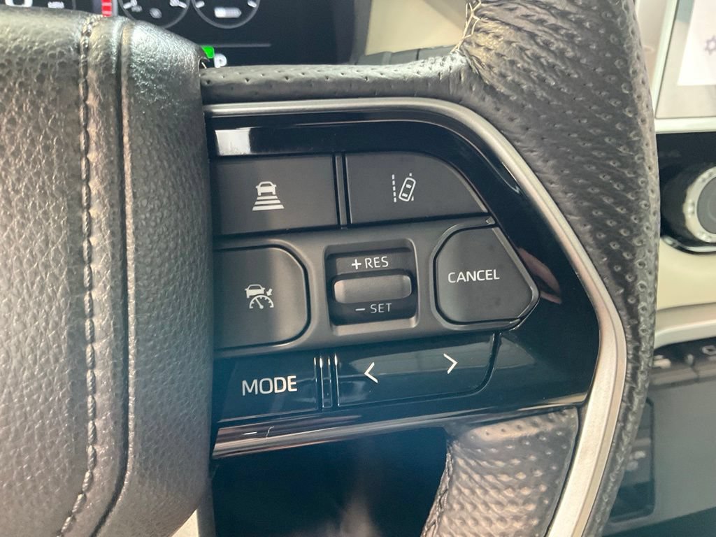 Certified 2024 Toyota Sequoia Capstone AWD/4WD image 12