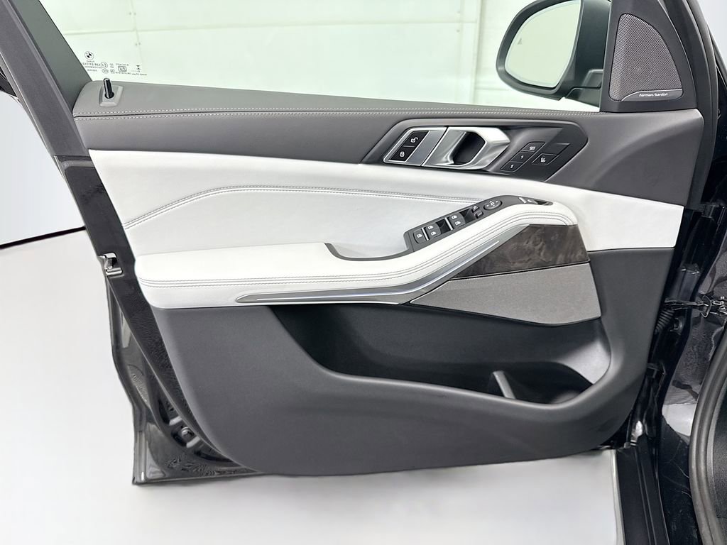 Certified 2026 BMW X5 xDrive40i image 23