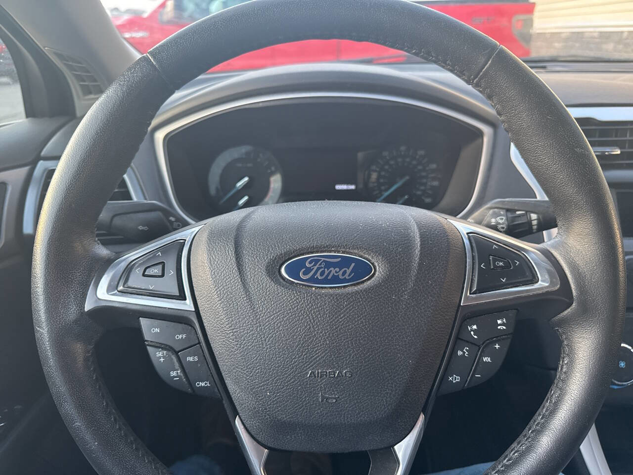 Used 2015 Ford Fusion SE w/ Equipment Group 201A image 12