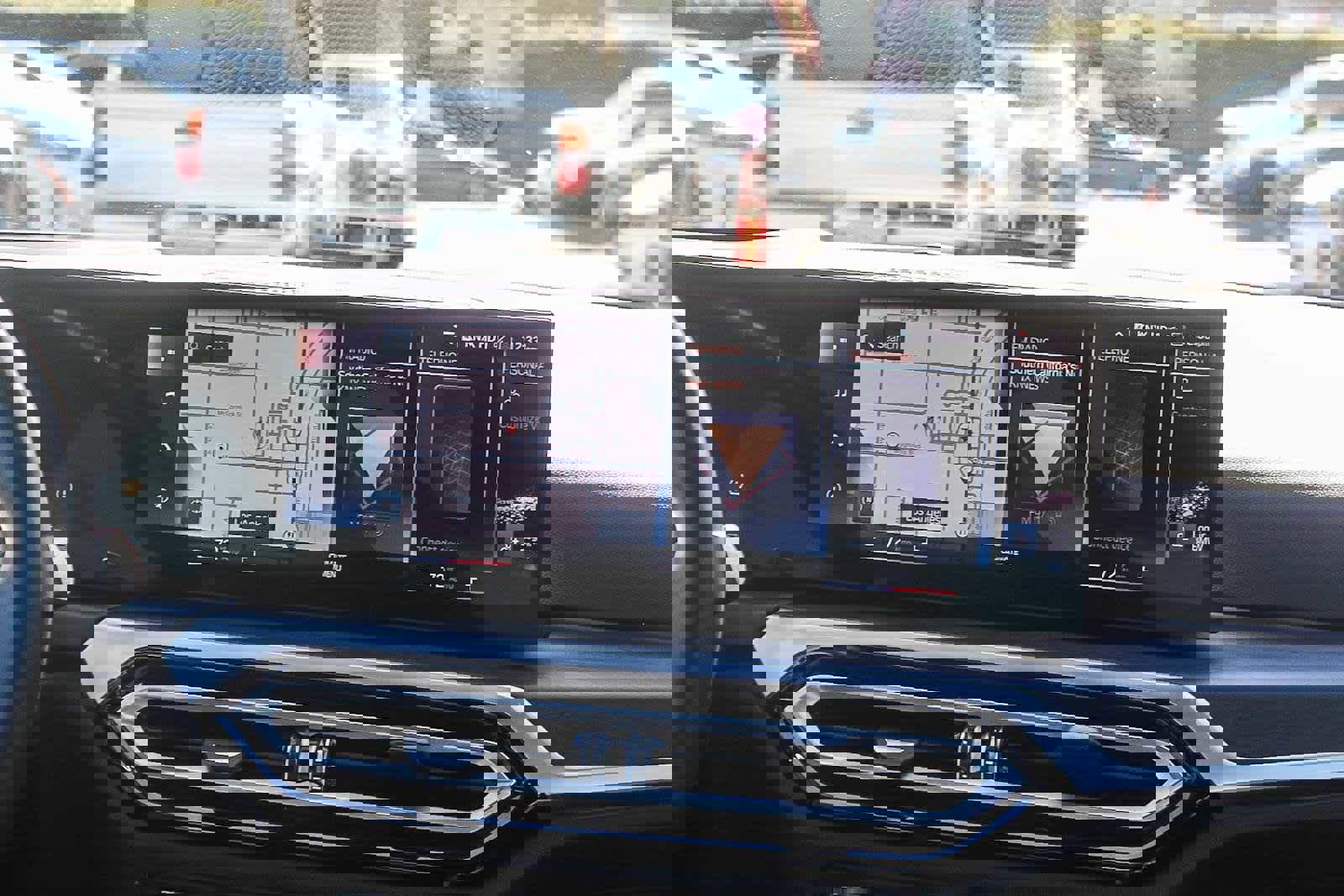 Certified 2023 BMW 330e w/ M Sport Package image 14